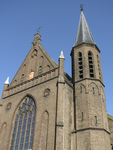 907790 Gezicht op de topgevel met zijtorentje van de St.-Josephkerk (Draaiweg 44) te Utrecht.